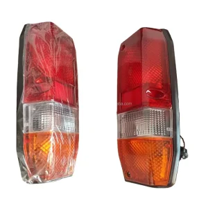 81551-60540 81561-60460 Automotive Parts Taillight Assembly Suitable for Other Vehicle Models