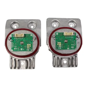 汽车零部件模块 A2059068104 发光二极管 DRL 模块，适用于梅赛德斯 C级 W205 A205
