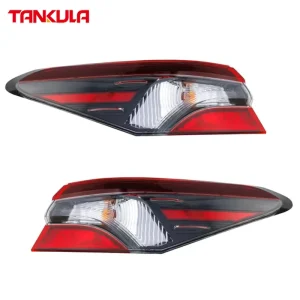 Auto Lighting System Car Brake Light Tail Brake Lamp Halogen Outer Tail Lamp Light for Toyota Camry