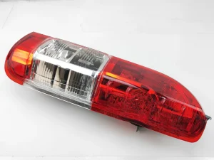 Auto Lighting System Rear Back Brake Tail Lamp New Red 81550 26200 81561 26200 for Hiace
