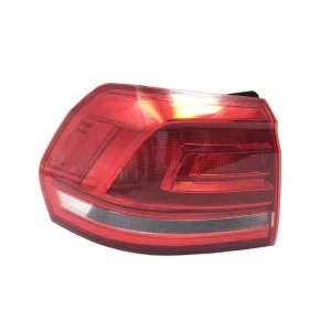 Automotive Parts & Accessories Tail Light Rear Brake Light Halogen & Xenon Tail Lamp for 15-17 V-W Lavida