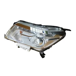 Car Part Auto Front Headlight Headlamp Assembly Car Light DRL Lamp for Nissan Navara