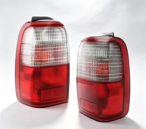 Car Rear Tail Light Tail Lamp for Toyota Hilux Surf 4Runner Taillight Taillamp 8156035121 To2800123