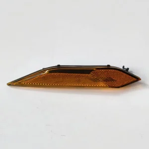 Car Turn signal Leaf Edge Light Yellow Warning Light Double Flashing Light for Cayenne 95863107200 95863107100