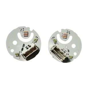 带白色日间行车灯 (DRL) 板的发光二极管前照灯模块，用于ES