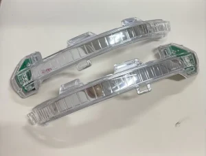 FAW Volkswagen Magotan B8L Volkswagen CC Rearview Mirror Turn Signal Blade Type Turn Light Model 101102 Made Mainland