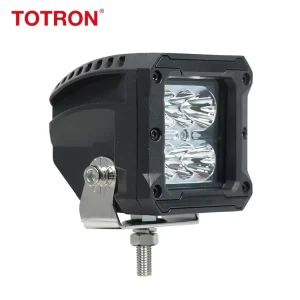 High Lumen 18W 12V 24V Waterproof LED Working Light for Car Truck SUV 4×4 Offroad