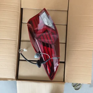 New Model OE 92401 F2600 92402 F2600 TAIL LAMP LED for ELANTRA TAIL LAMP Halogen & Xenon Auto Tail Lamps for Hyundai
