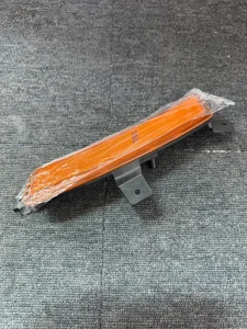 New for Yukon Chevy Tahoe Suburban Escalade Front Bumper Side Marker Light Driver Side Left Right OEM 84855907 84855906