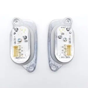 OEM 8V0998473/8V0998474 D1S 灯泡形状 DRL 日间行车灯模块适用于奥迪 A3 S3 RS3