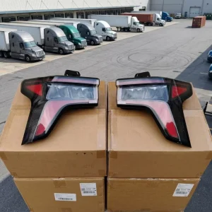 Red LED Halogen Rear Tail Light OEM PC+ABS 12V 36W 1 Year Warranty Chevrolet Equinox