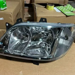 Replacement Headlight Assembly for 906 Van Models Ensuring Safe Bright Road Illumination 9018202661/9018202561