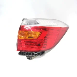 Tail Lamp Light Auto Spare Part Rear Light Car Tail Lamp for Toyota Highlander