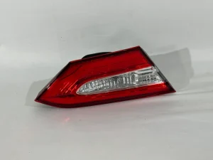 for Toyota for Camry USA SE Halogen & Xenon Tail Light Inner Taillamp